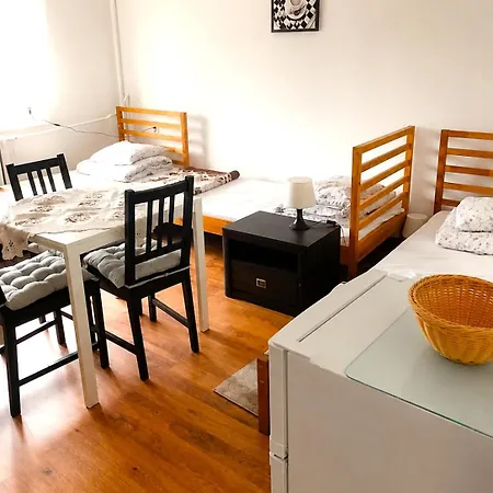 Mosty Home Apartment *